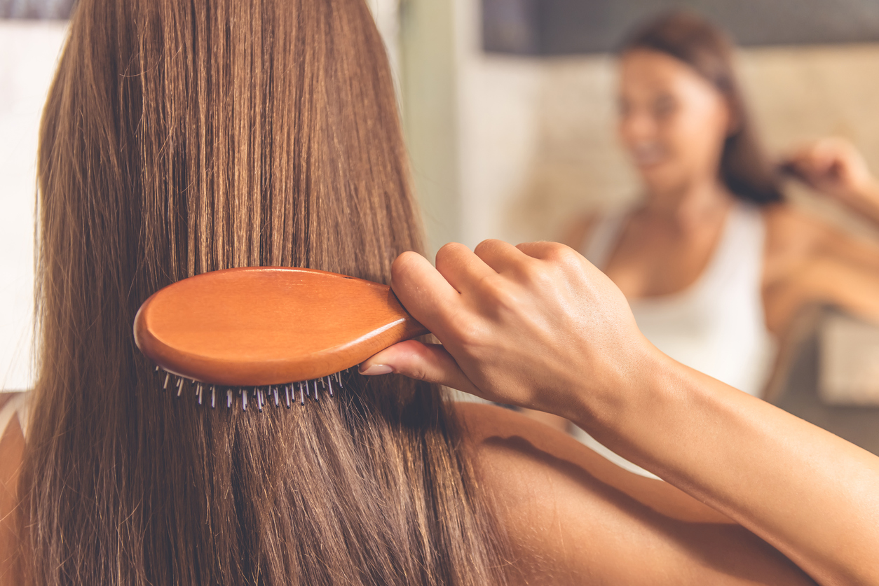 How to Plop Hair for Bouncy, Beautiful Curls